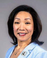 Carol Kim headshot
