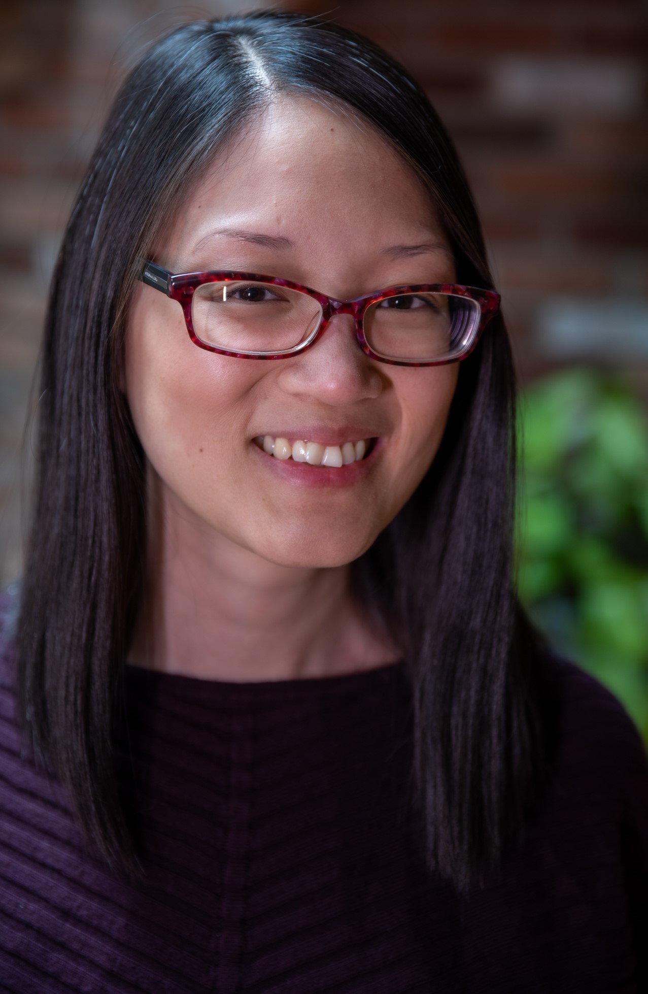 Vivian Wilson-Hwang headshot