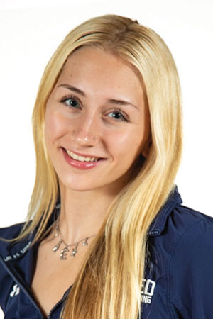 Erin Johannsen headshot