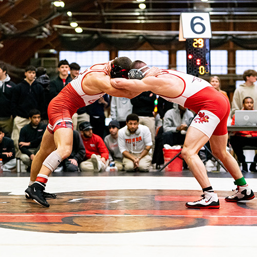 student life - mens wrestling