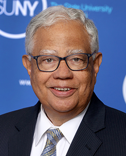 Cesar Perales headshot