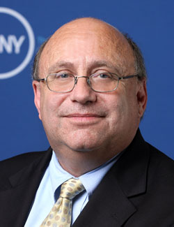 Eric Corngold headshot