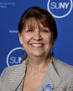 Tina Good headshot