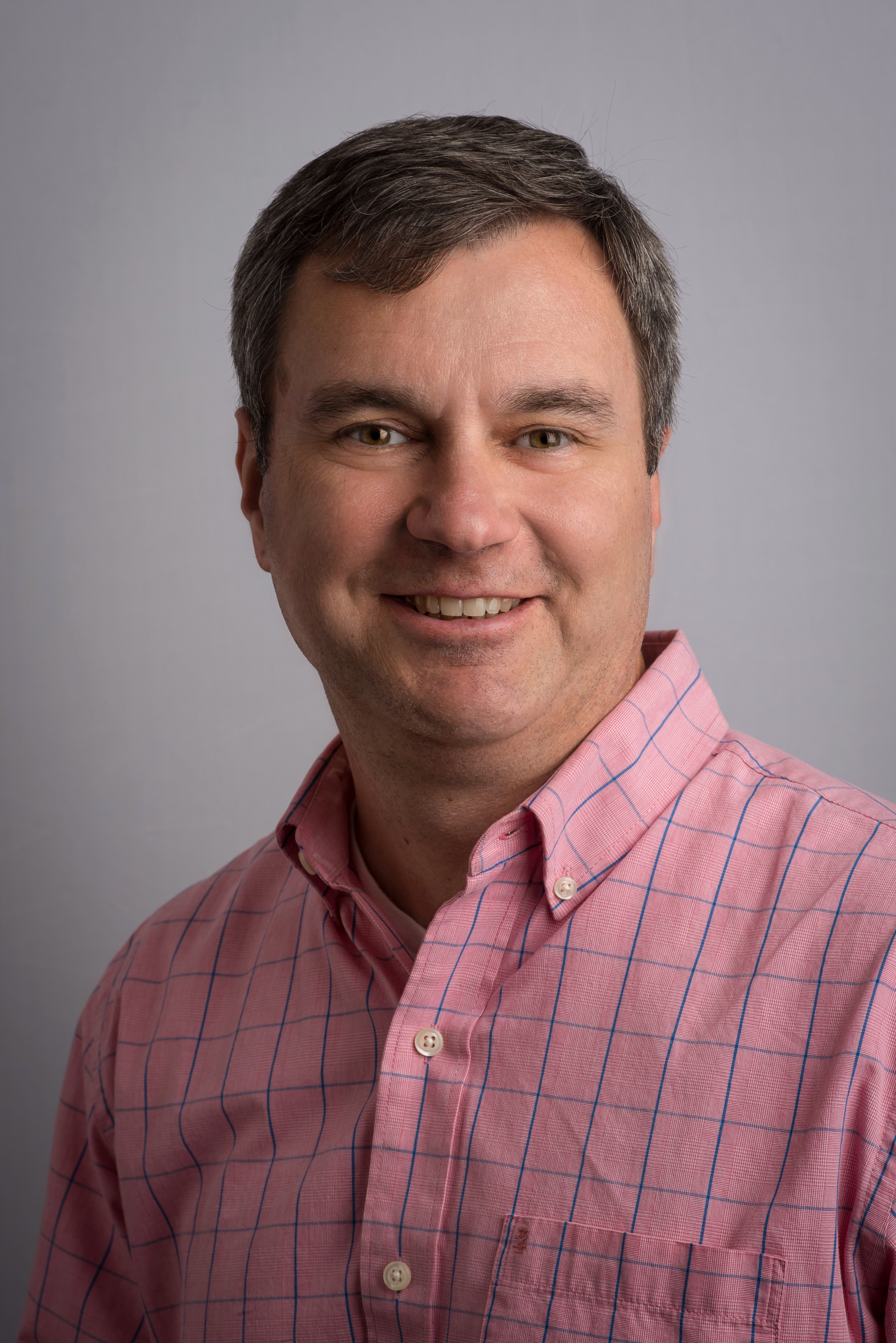 Craig Colder headshot