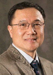 Yi-Xian Qin headshot