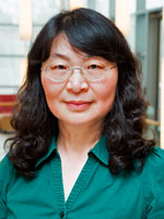 Yuanyuan Yang headshot