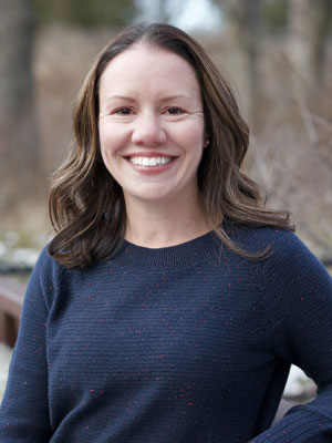 Valerie Beecher headshot