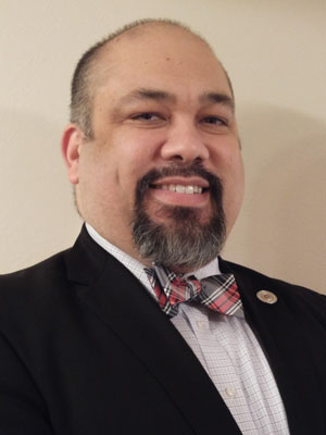 Christopher Torres headshot