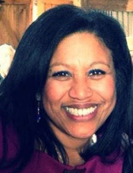 Denise Vald&eacute;s headshot