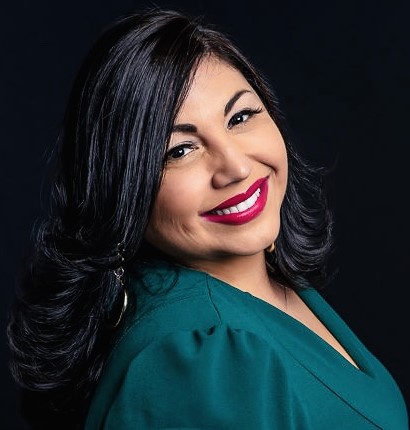 Elena Romero headshot