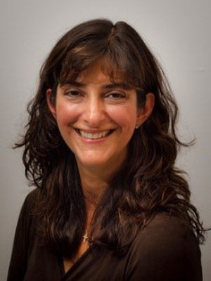 Julieta (Julie) Majak headshot