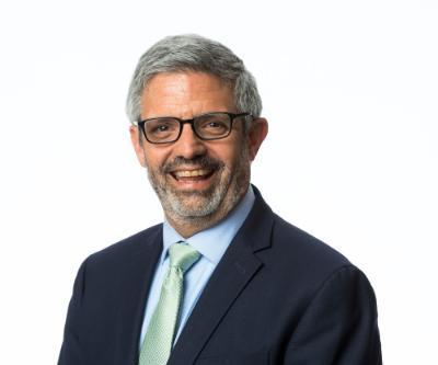 Dr. Alberto Jose Cardelle headshot