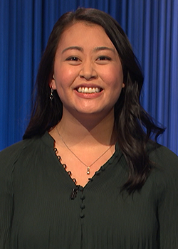 Lucia Yang headshot