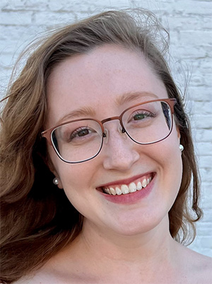 Samantha Schwarz headshot