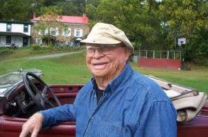 Photo of Hudson Valley Community College Professor Emeritus W.L. 